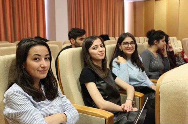 Azerbaycan Bakü Devlet Üniversitesi