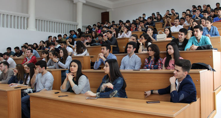 Azerbaycan'da Okumak İçin Gerekli Şartlar