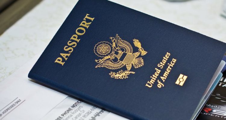 Pasaport YPasaport Yenileme İçin Gerekli Evraklarenileme İçin Gerekli Evraklar Nelerdir?