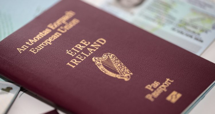 Yurtdışında Pasaport Süresi Biterse
